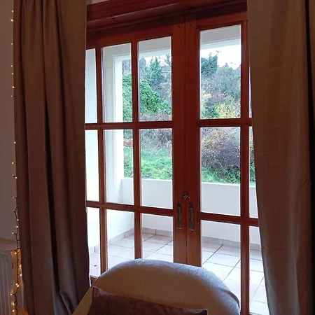 Golden Hearth Mountain * Ano Trikala